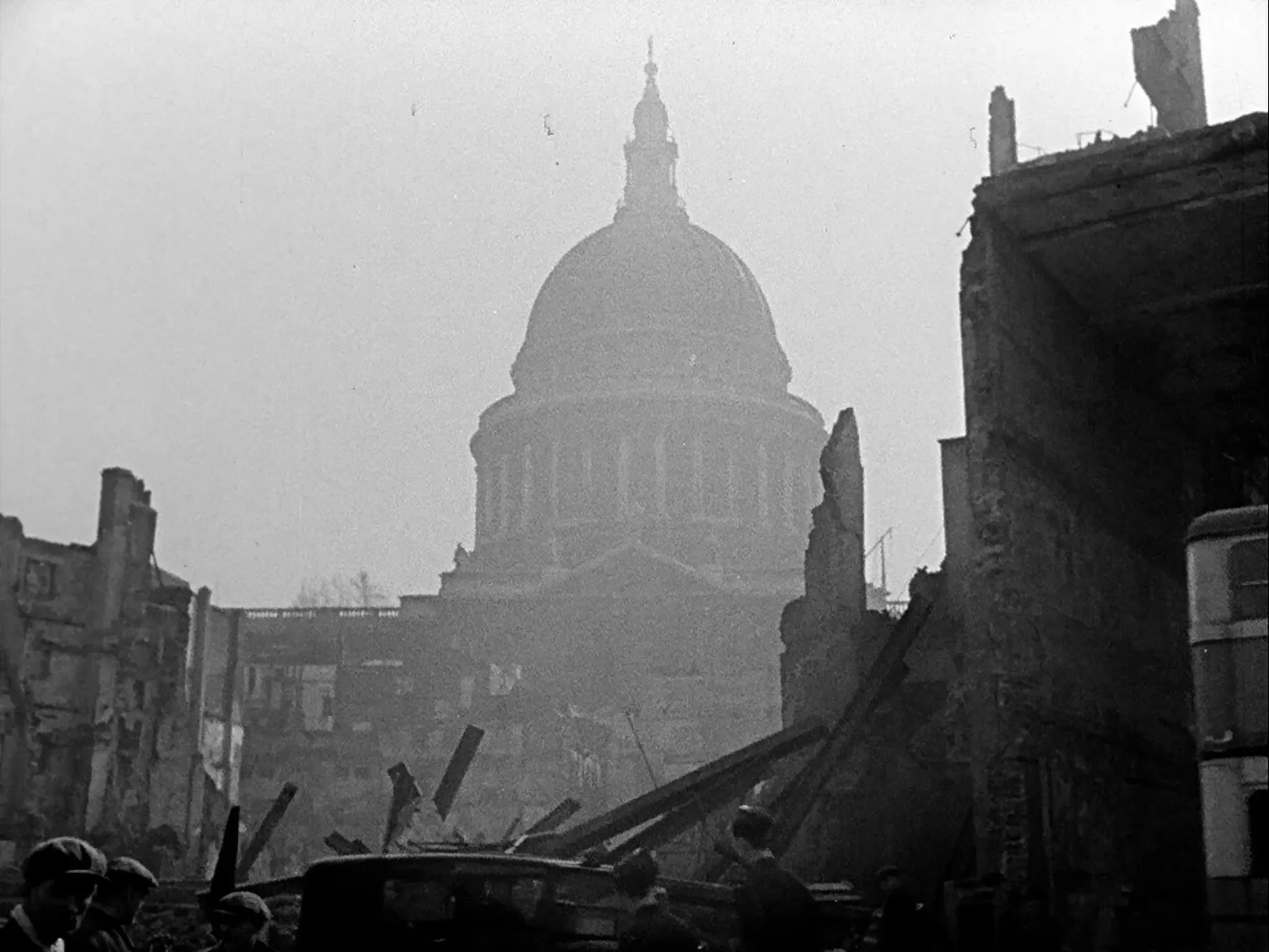 St. Paul's Cathedral (London) in Words for Battle (Humphrey Jennings, 1941)