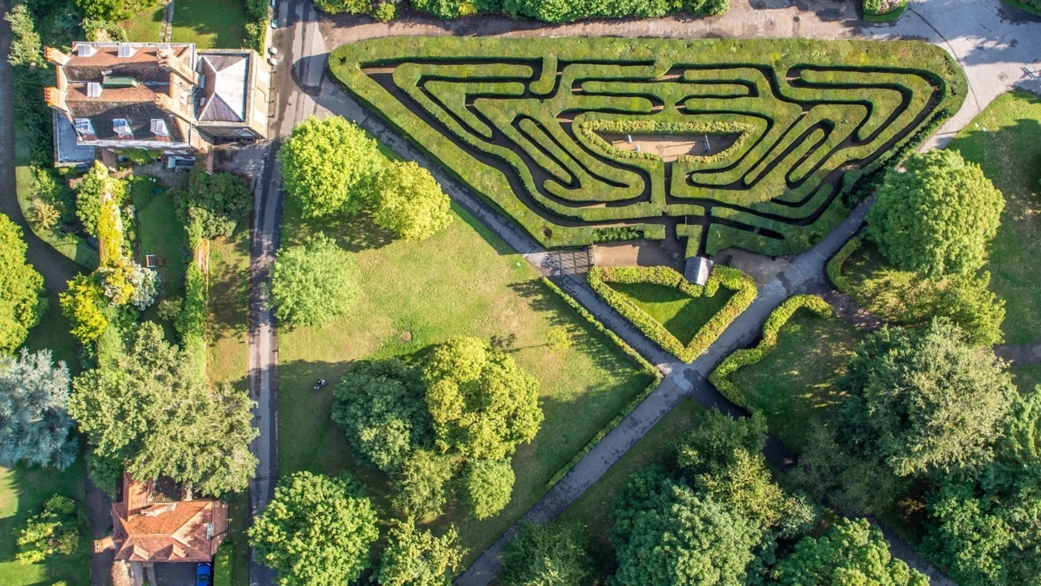 Hampton Court Palace Maze, commissioned by King William III (William of Orange,) ca. 1690)